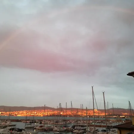 Casa Al Mare アパート Múggia